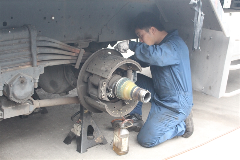 大型車輌の一般修理・整備・保険・販売は広島県福山市の髙田自動車有限会社